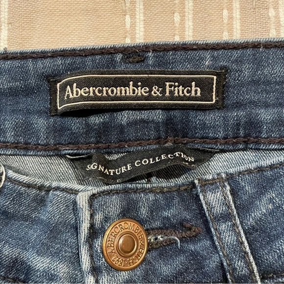 Abercrombie & Fitch Signature Collection Mid Rise Super Skinny Jeans 24 - Picture 6 of 11